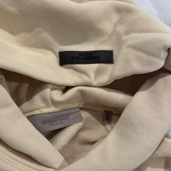 AUTHENTIC Fear of God Essentials Yellow/Beige Hoodie - Picture 8 of 9